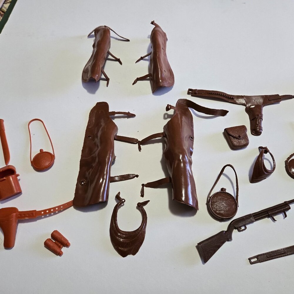 Johnny West Accessories - Picture 3 of 12